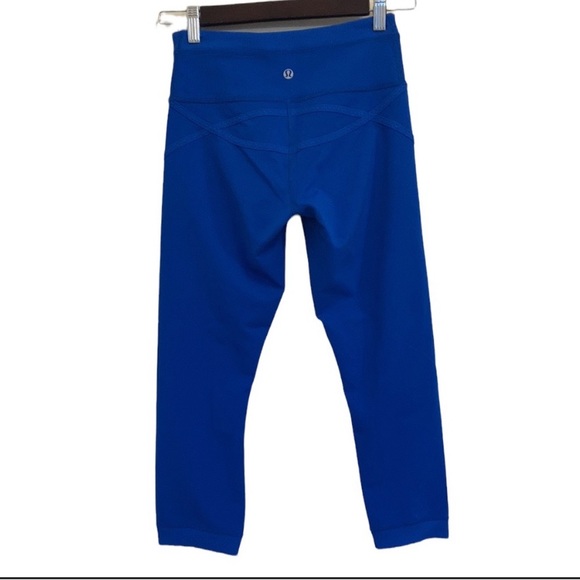 Lululemon Roll Out Crop Leggings Baroque Blue Size 4 - Picture 2 of 6
